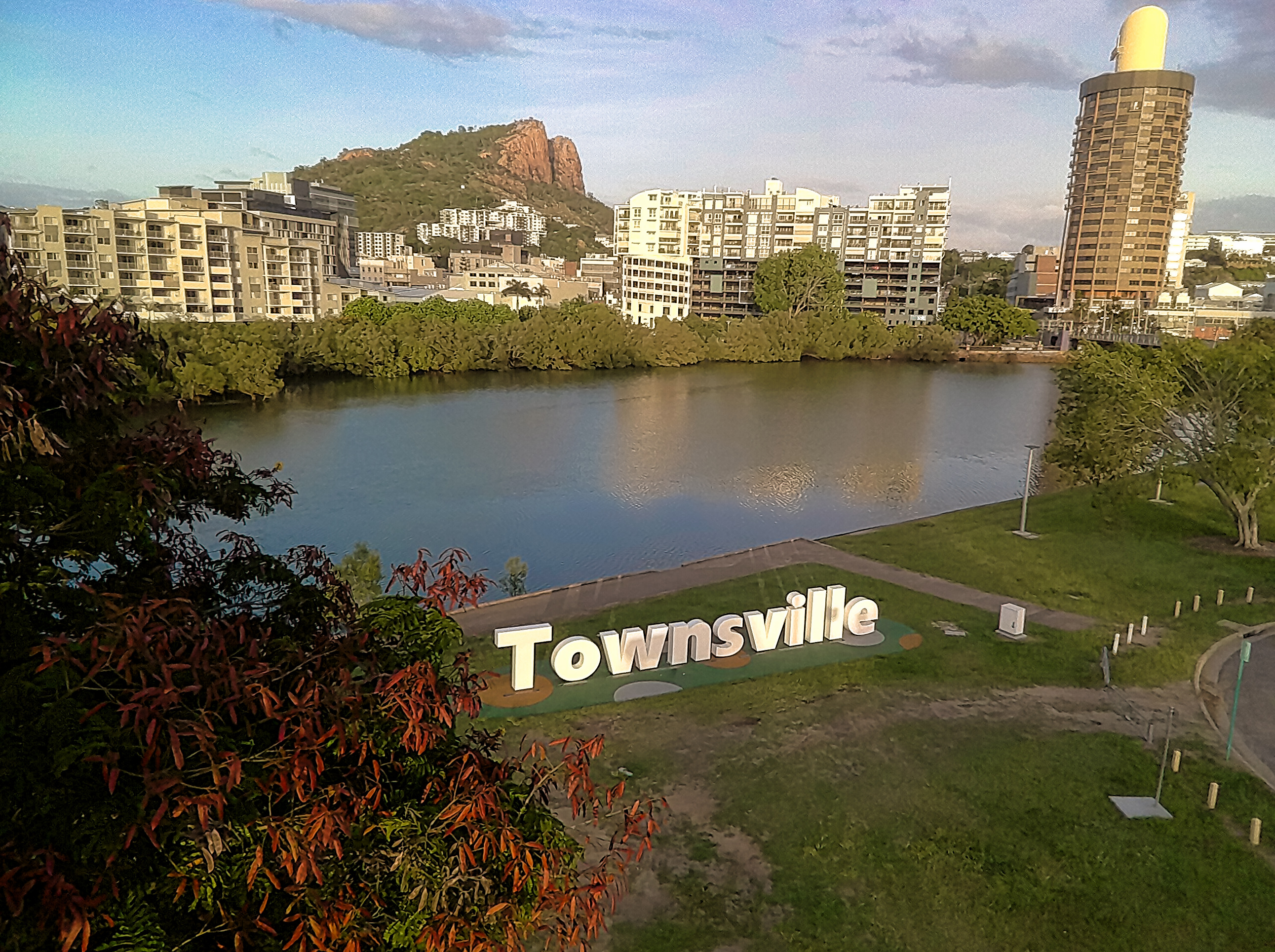 Townsville-Tello.jpg